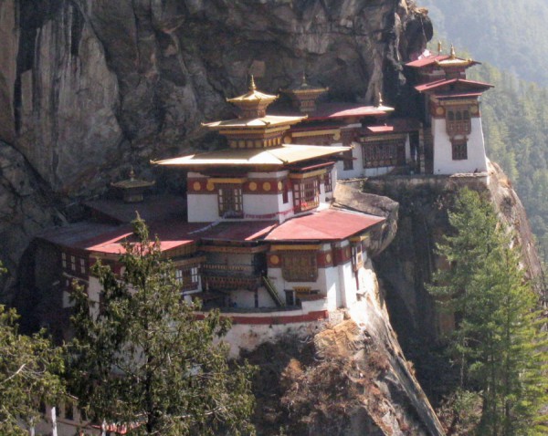 P】チベット二大寺院参拝と青蔵鉄道の旅 ｜トラベルサライ